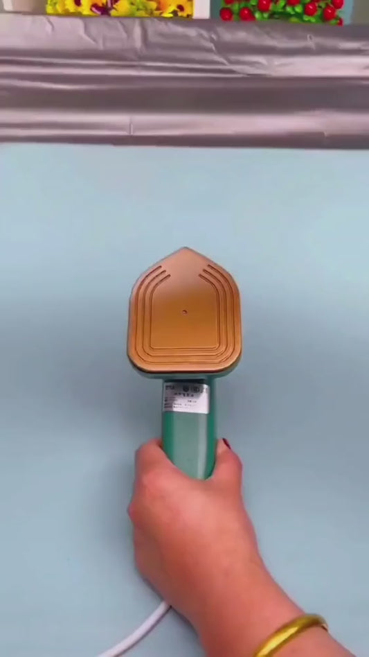 PORTABLE CLOTH STEAMER